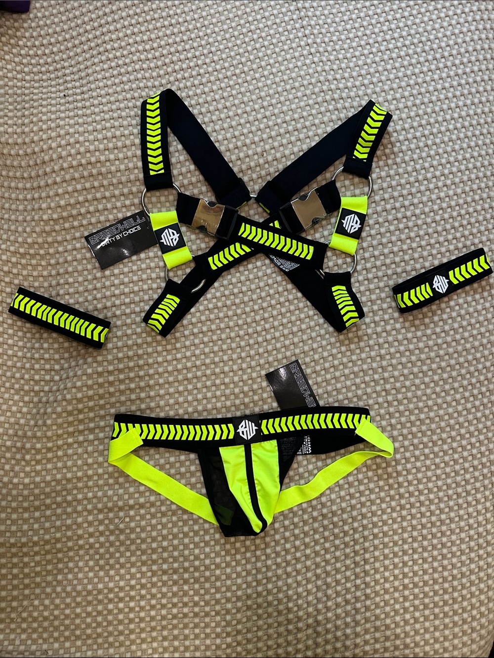 Breedwell Neon Yellow and Black Daycrawler Harness and Jock Set